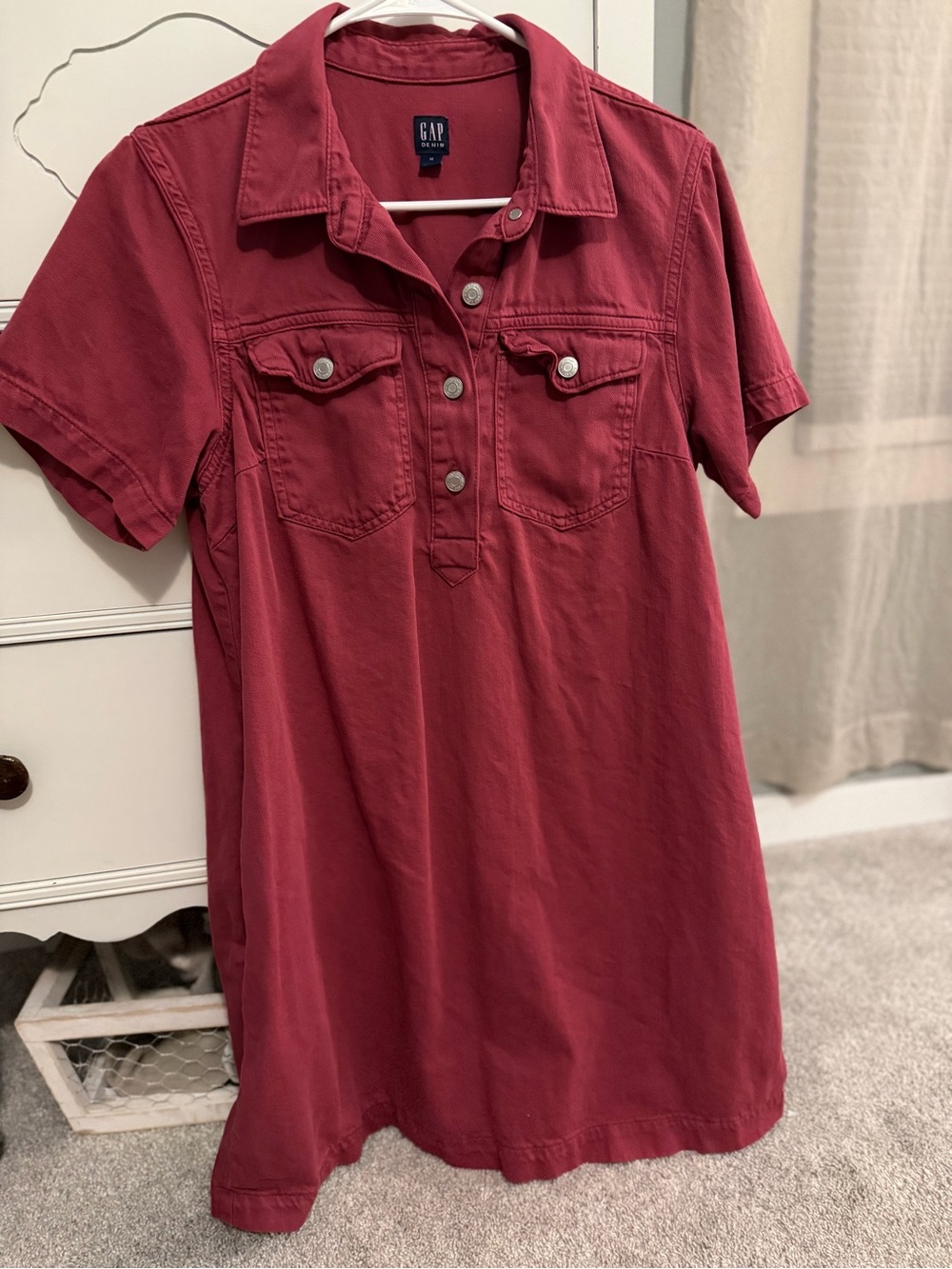 GAP Denim Button-Front Polo Shirt in Raspberry